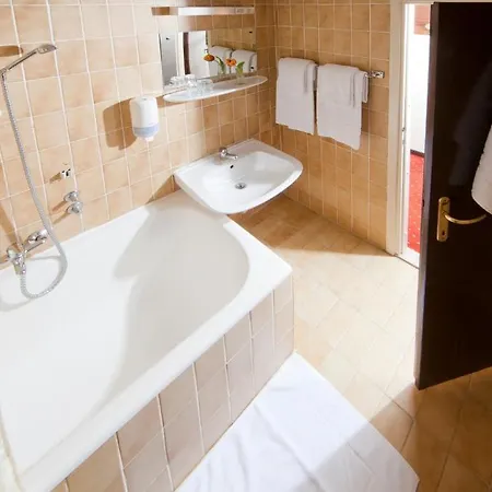 Hotel Opatija 2* Abbazia