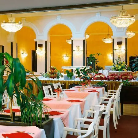 Hotel Hotel Opatija 2*