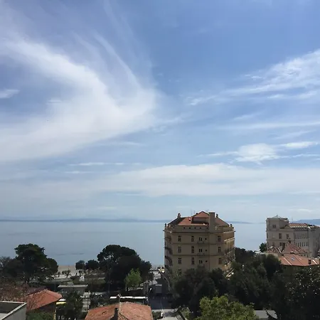 Hotel Hotel Opatija 2*
